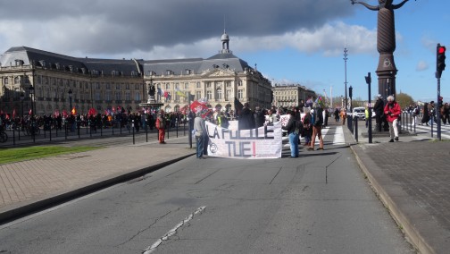 Bordeaux 14 mars 2026 . Pour ces manifestant la police tue , mais les protègent pour manifester contre eux !