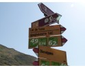Wanderwegweise am Oberalppass